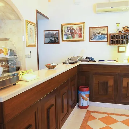 Vittoria Taviano (Lecce)
